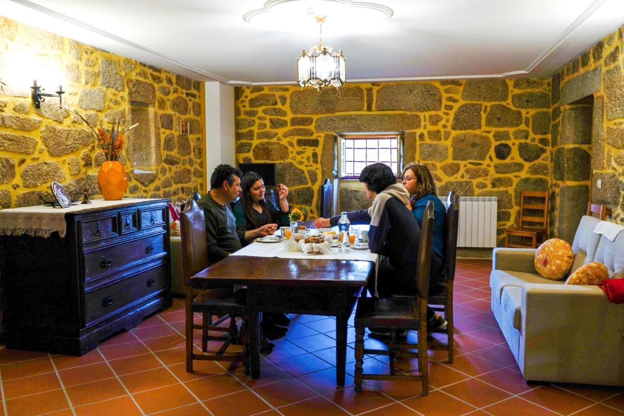 Gasthaus Casa Do Ribeiro Lago  Exterior foto